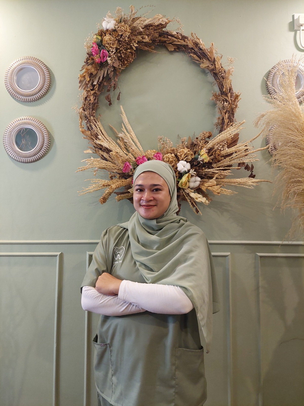 drg. Vivi Astriani Hendra